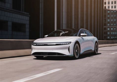who owns lucid air cars